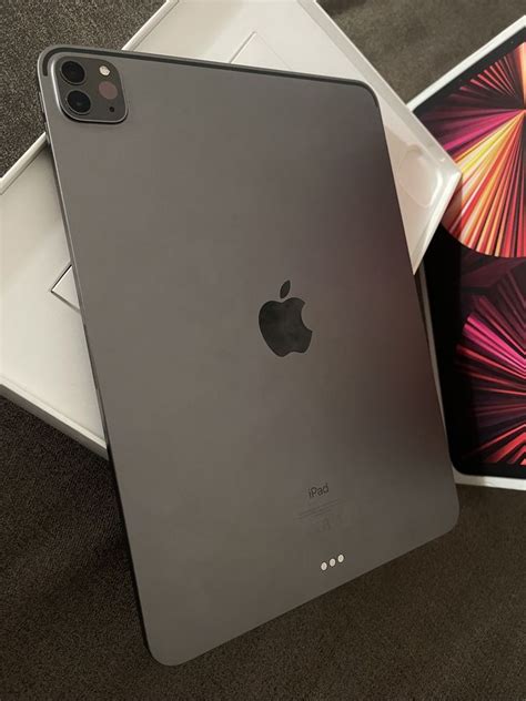 Apple iPad Pro 11 3ª Geração 2021 Apple M1 128 GB Cinza Espacial