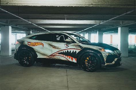 Tuner Amerika Garap Lamborghini Urus Jadi Mainan Hot Wheels Asli Blackxperience