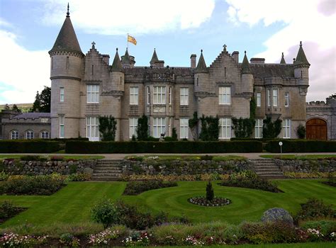 File:Balmoral Castle with parterre.JPG | Castle estate, Famous castles ...