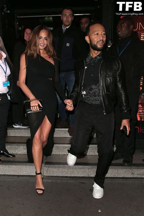 Chrissy Teigen Sexy Ass Legs 37 Photos Sexy E Girls