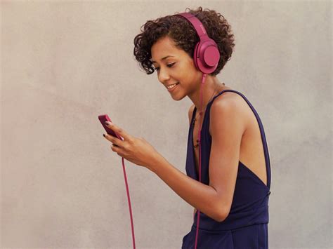 Sony reveals new hi-res audio range in an explosion of colour | Stuff