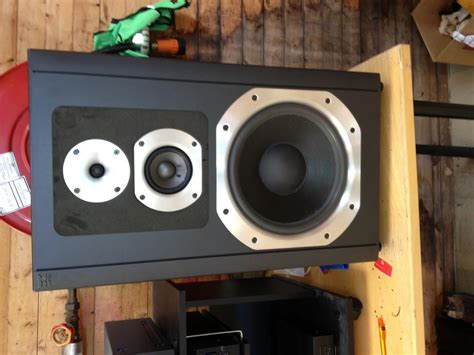 Refoaming av 12" Jamo BX200 basselement