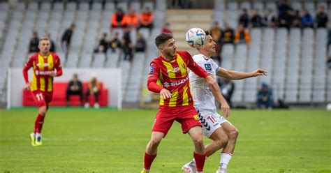 Korona Kielce Górnik Zabrze NA ŻYWO Starcie na dnie tabeli