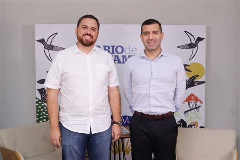 Novo lança Tecio Teles como opção da direita para prefeito do Recife