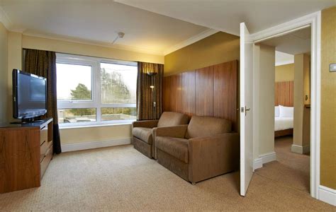 Hilton Cobham in London - Room Deals, Photos & Reviews