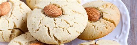 ALMOND BISCUITS RECIPE - Harfield Village Online