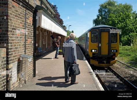 Melton train station hi-res stock photography and images - Alamy