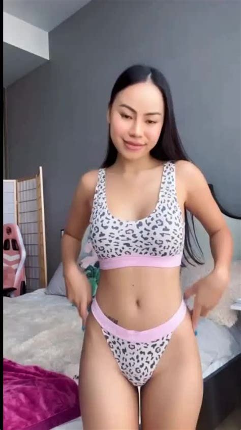 Want This Asian Ass Jiggle In Front Of You Daddy Porn Clip At