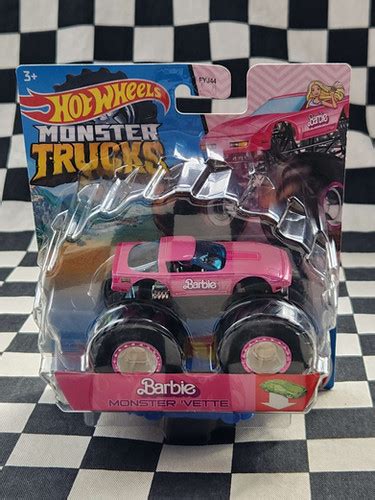 Hot Wheels Monster Trucks TREASURE HUNT Barbie Corvette Kustomkollector