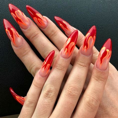 𝒉𝒖𝒏𝒏𝒊𝒆𝒃𝒖𝒎 — ˎˊ˗ Fire Nails Dream Nails Grunge Nails