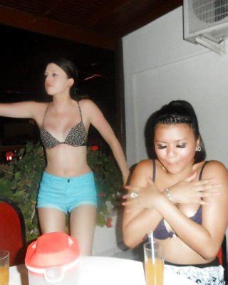 British Sluts On Holiday Porn Pictures Xxx Photos Sex Images Pictoa