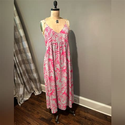 Dresses Gibson Pink And Grey Tropical Print Dress Poshmark