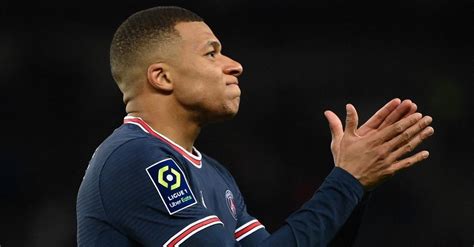 Con un estelar Mbappé PSG golea 5 1 al Lorient Diario El Salvador