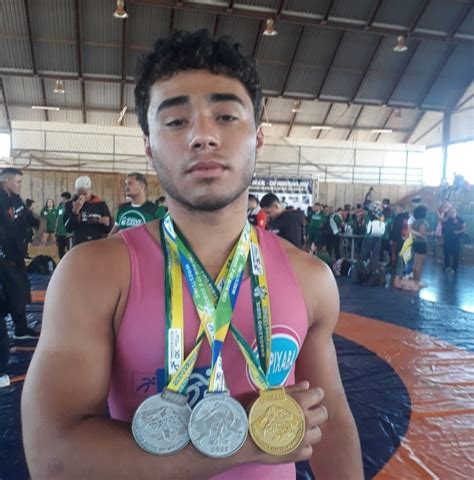 Atleta Capixaba Conquista T Tulo De Campe O Brasileiro De Luta Greco Romana