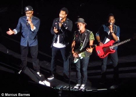 Doo Wops And Hooligans Tour