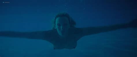 Toni Collette Nude Pics Page