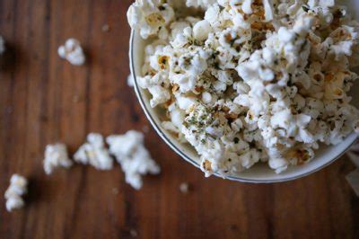 Furikake Popcorn – HonestlyYUM