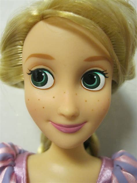 Never Grow Up A Mom S Guide To Dolls And More Disney Store