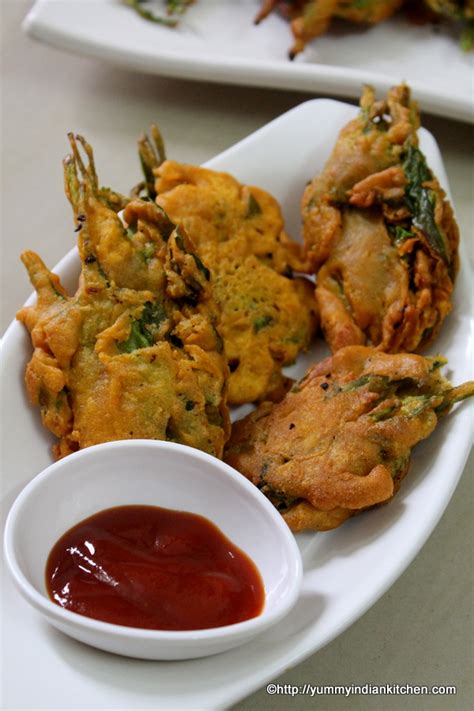 Spinach Fritters Recipe Palak Pakora Or Palak Bhajia Yummy Indian