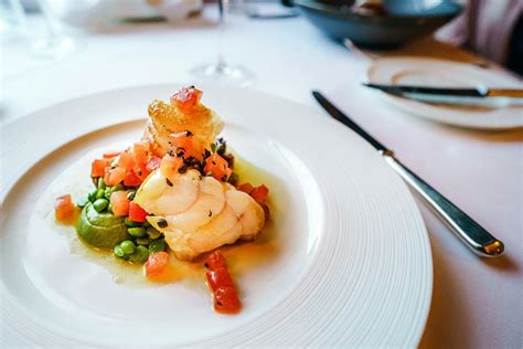 Exploring Hidden Culinary Gems: Uncharted Foodie Destinations Around