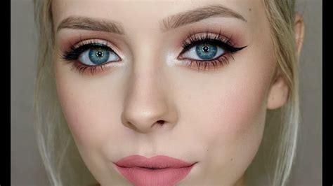 How To Apply False Lashes Cosmobyhaley False Lashes Applying False