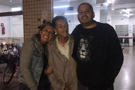 Fam Lia Encontra Homem De Anos Que Estava Desaparecido No Df