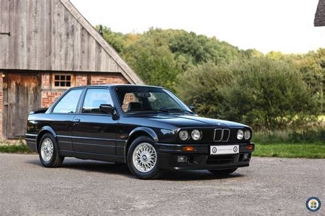 This Is The Most Beautiful Bmw M3 E30 Restomod We Ve Ever Seen Artofit