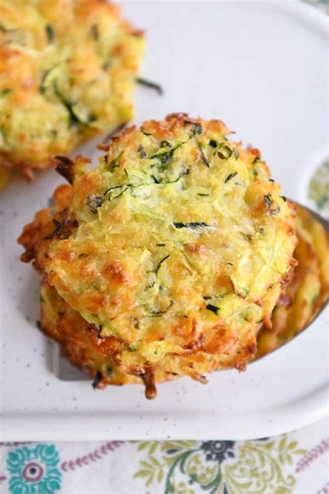 Healthy Baked Cheesy Zucchini Bites {i E Fritters}