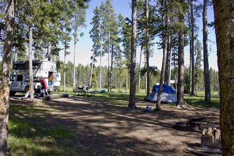 Yellowstone National Park: 12 RV Parks and Campgrounds inside the Park