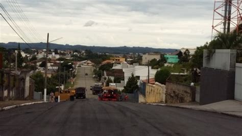 Ruas centrais de Rio Negro recebem nova pavimentação asfáltica Click