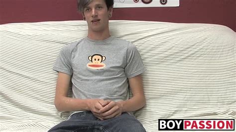 Adorable Gay Guy Danny Jerks Off His Dick On Couch Solo XHamster