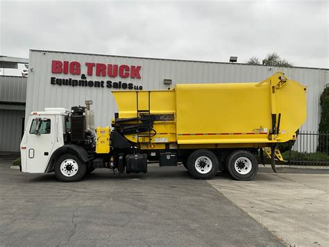 2016 Mack Leu613 Dadee Scorpion Side Loader Garbage Truck For Sale