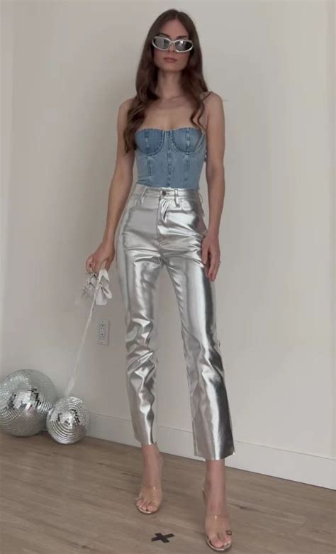 Pin De Barby S Godoy En Outfit Silver Ropa Ropa De Moda Ropa De