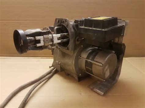 VERBINDUNG MOTOR FÜR Ölbrenner Vaillant VKO Unit 17/22/27/35/42 041768 ...