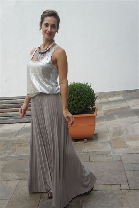 Trinta E Bela Saia Nude Blusa Metalizada