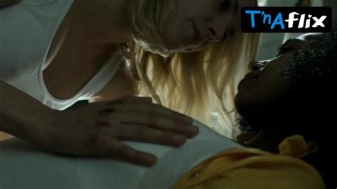 Maggie Civantos Lesbian Scene In Locked Up Porn Videos