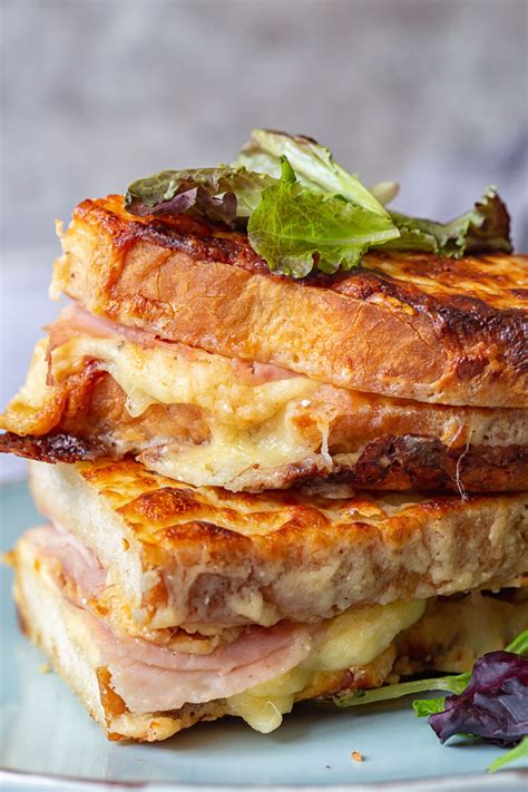 Classic Croque Monsieur - Vikalinka