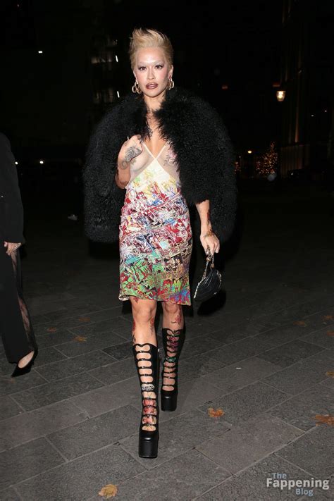 Rita Ora Flashes Her Nude Tits At The Fashion Awards Afterparty Fappening