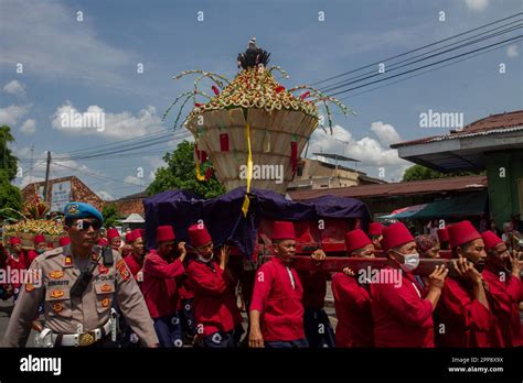 Yogyakarta Indonésie 22nd avril 2023 Les volontaires du Palais de