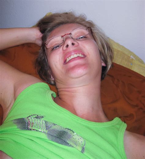 Magda Polish Fisted Slut IMG Porn Pic