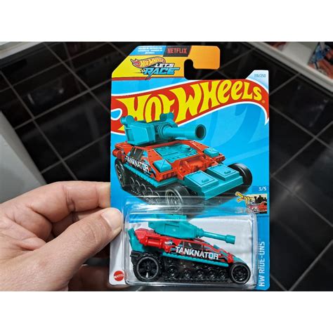 Hot Wheels NETFLIX LET S RACE TANKNATOR HW RIDE ONS Shopee Brasil