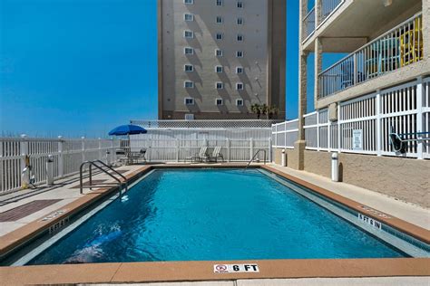 Seafarer Condo Right On The Beach Completely Renovated Gulf Front