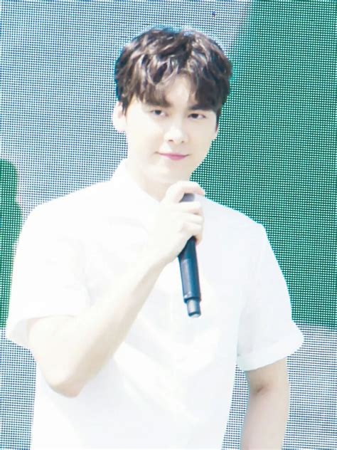 11 Facts About Li Yifeng | FactSnippet