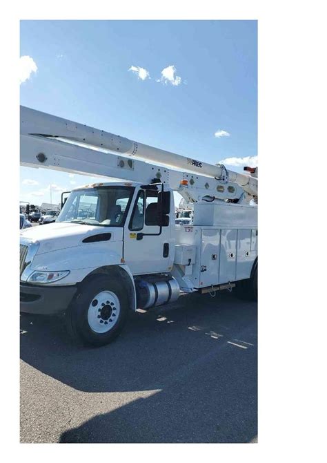 2017 International DuraStar 4300 Boom Bucket Truck 2015 ALTEC AA55