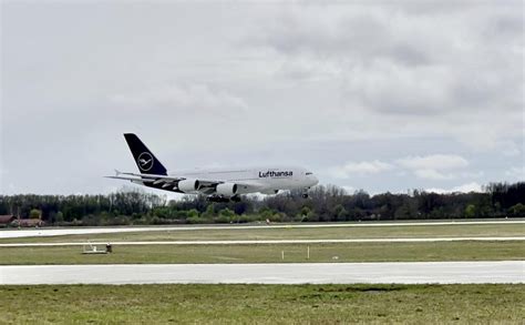 Lufthansa já transferiu primeiro A380 reativado para Munique Kiosque