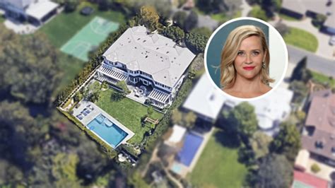 Reese Witherspoon Sells Her $17 Million Los Angeles Home – DIRT