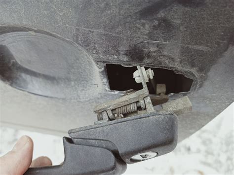 Замена водительской ручки двери — Lada Гранта Лифтбек (1G), 1,6 л, 2015 ...