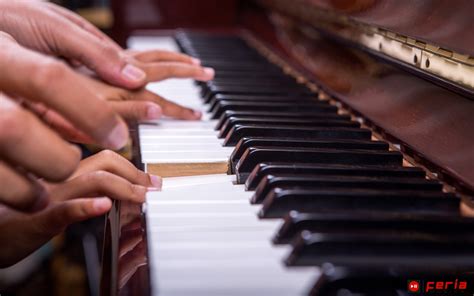 Aprende a tocar el piano desde cero Guía para principiantes Feria Musica