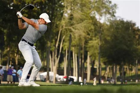 Rory McIlroy rediscovers his drive at the BMW Championship