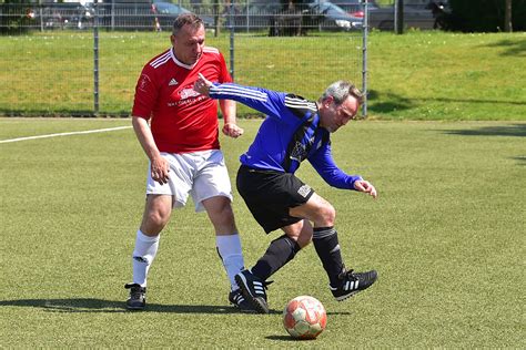 Holsten Tag Des Fu Balls Ein Fu Ballfest Mit Finalspielen